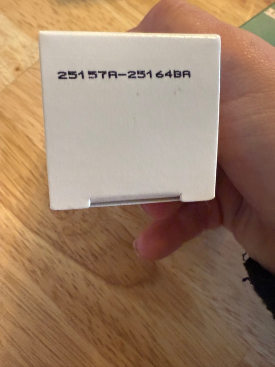 ❤️ 3/$25 OLAPLEX Rich Moisture Hydration and Anti-Frizz Hair Mask - Picture 8 of 9